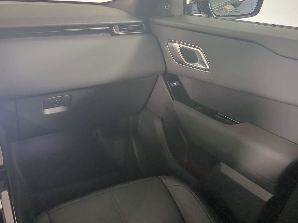 Used 2025 Land Rover Range Rover Velar Dynamic SE image 20