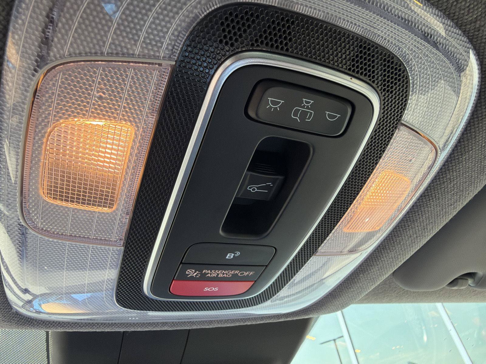 Used 2025 Hyundai Elantra SEL FWD image 21