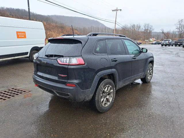 Certified 2022 Jeep Cherokee Trailhawk w/ Comfort/Convenience Group AWD/4WD image 4