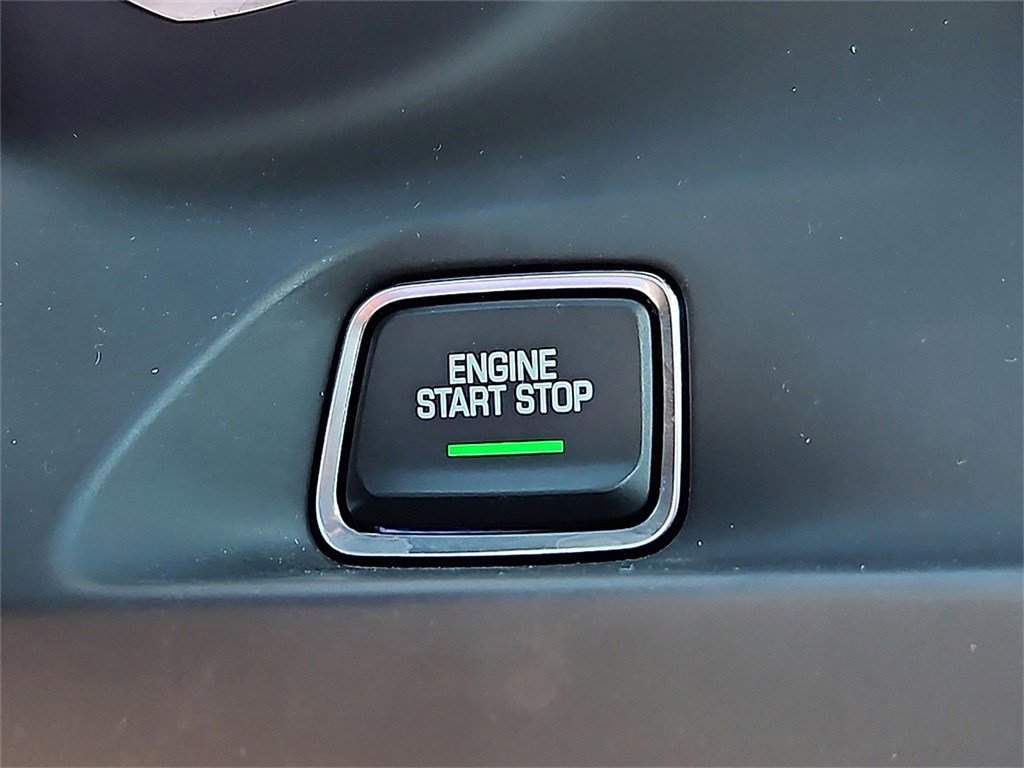 Used 2021 Chevrolet Camaro LS image 21