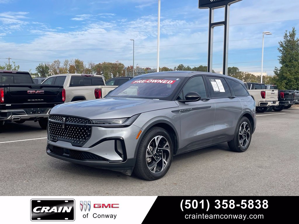 Used 2025 Lincoln Nautilus Premier w/ Equipment Group 102A AWD/4WD image 1