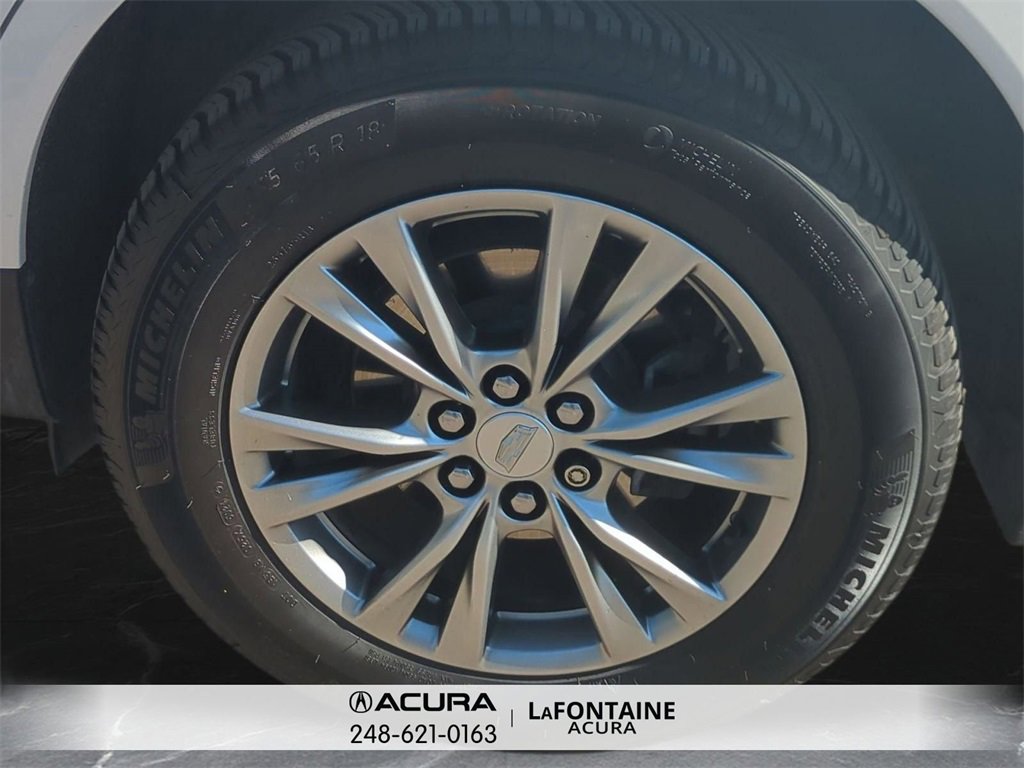 Used 2022 Cadillac XT5 Premium Luxury w/ LPO, ONYX Package image 34