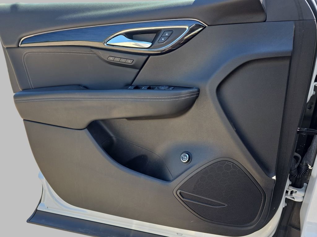 Used 2023 Buick Envision Essence AWD/4WD image 31