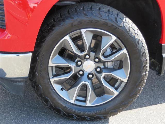 Used 2022 Chevrolet Silverado 1500 LT image 8