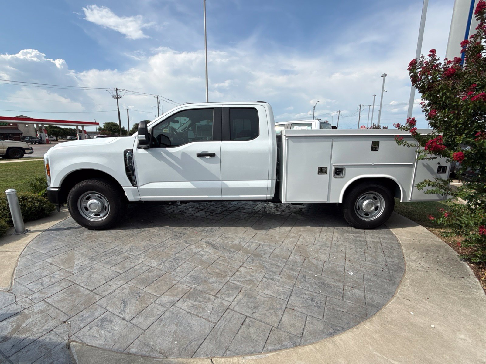New 2026 Ford F250 XL RWD image 25