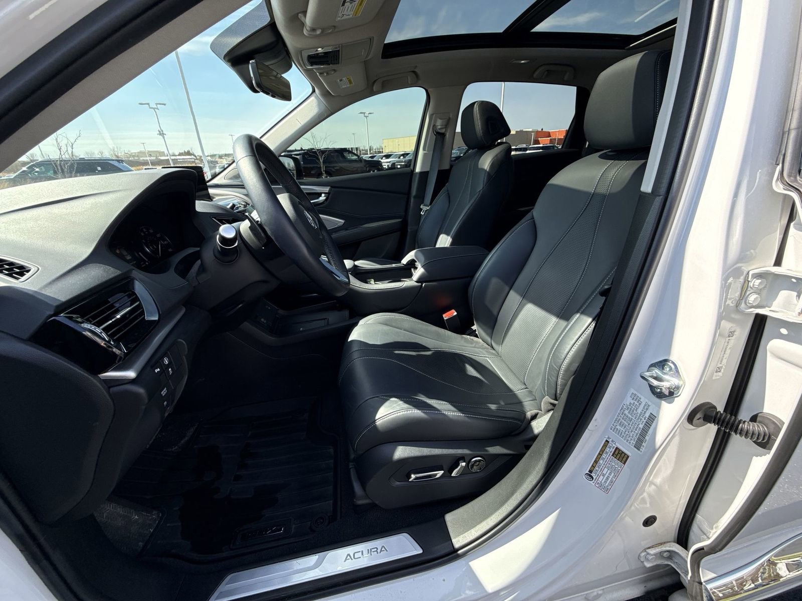 Used 2024 Acura RDX w/ Technology Package image 11