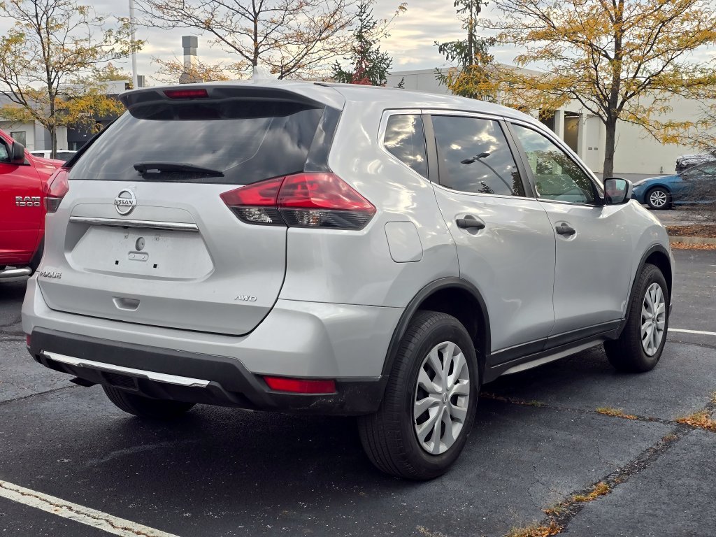 Used 2020 Nissan Rogue S AWD/4WD image 7