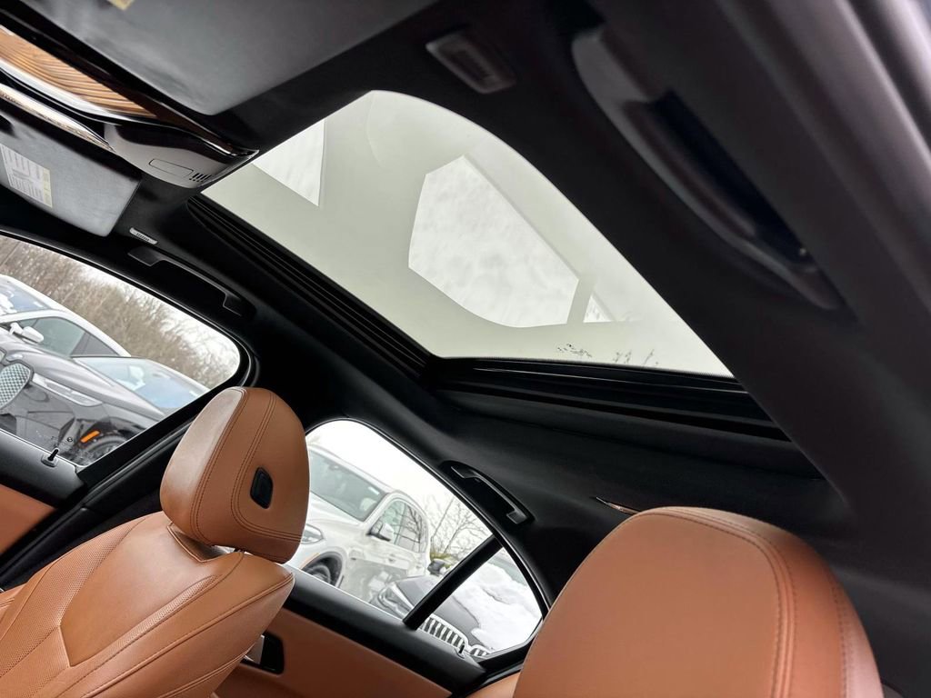 Certified 2025 BMW 330i xDrive Sedan w/ Premium Package image 26