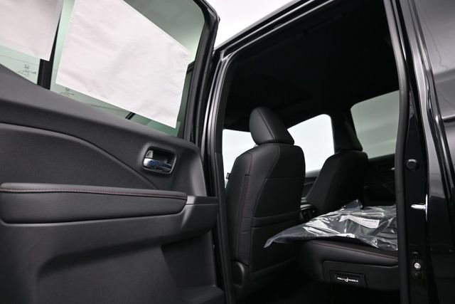 New 2026 Honda Ridgeline Black Edition image 13