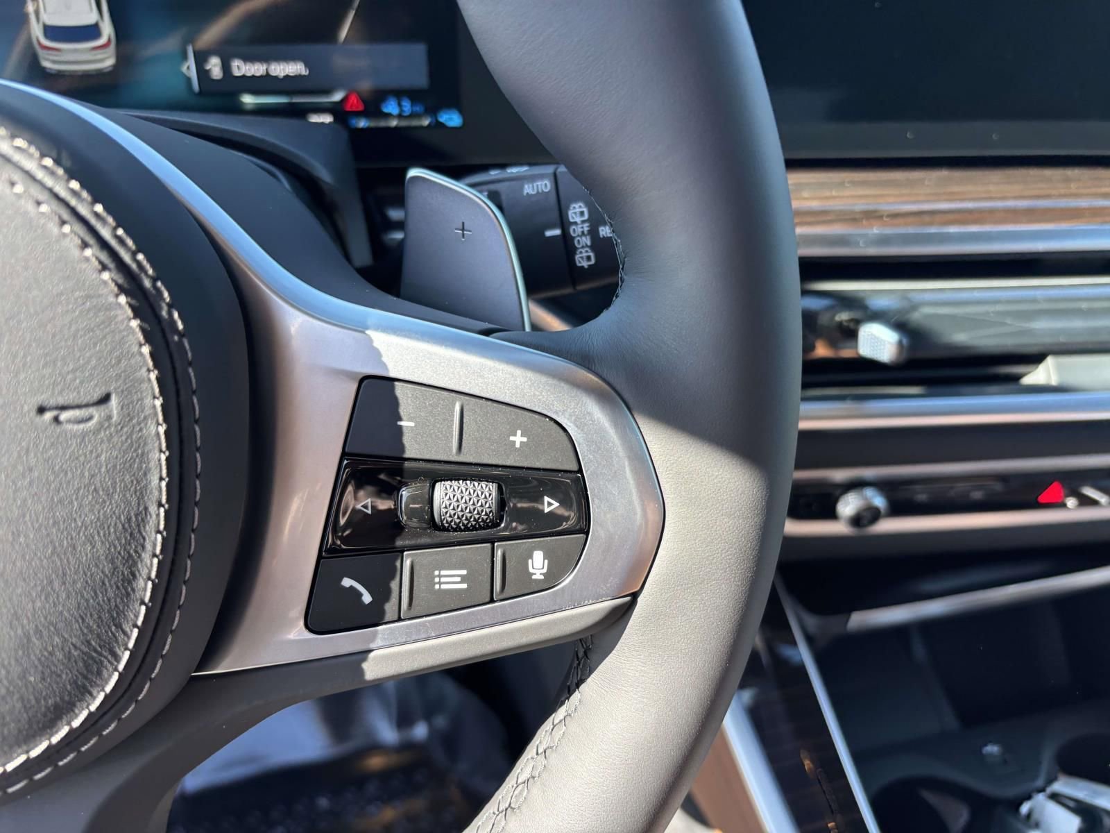 New 2026 BMW X5 xDrive50e image 13