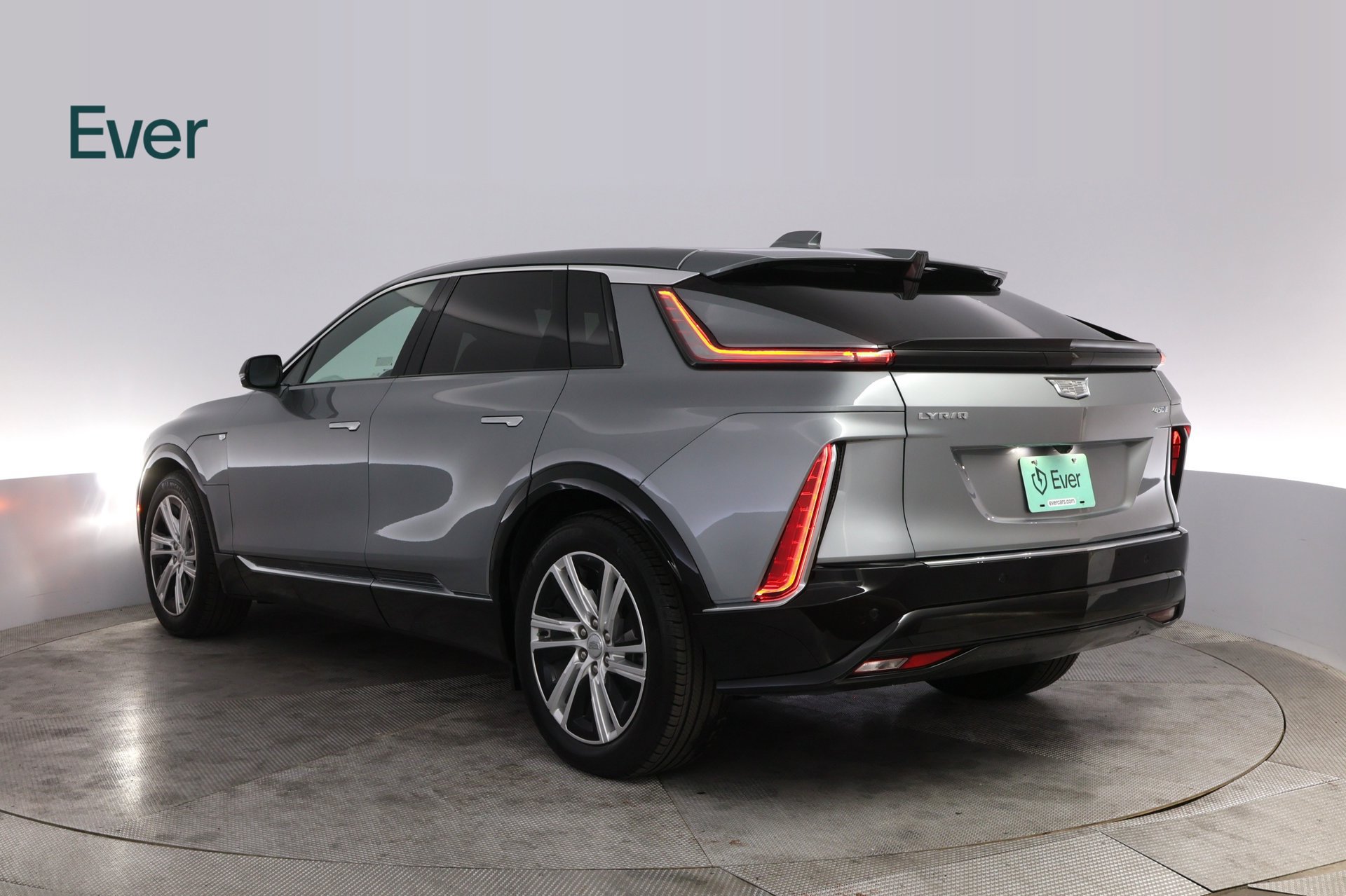 Used 2024 Cadillac Lyriq Tech RWD image 17