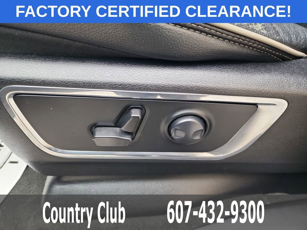 Used 2024 RAM 1500 Laramie image 12