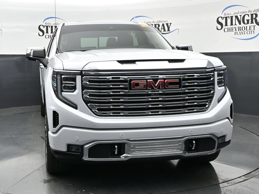 Used 2026 GMC Sierra 1500 Denali w/ Denali Reserve Package AWD/4WD image 2
