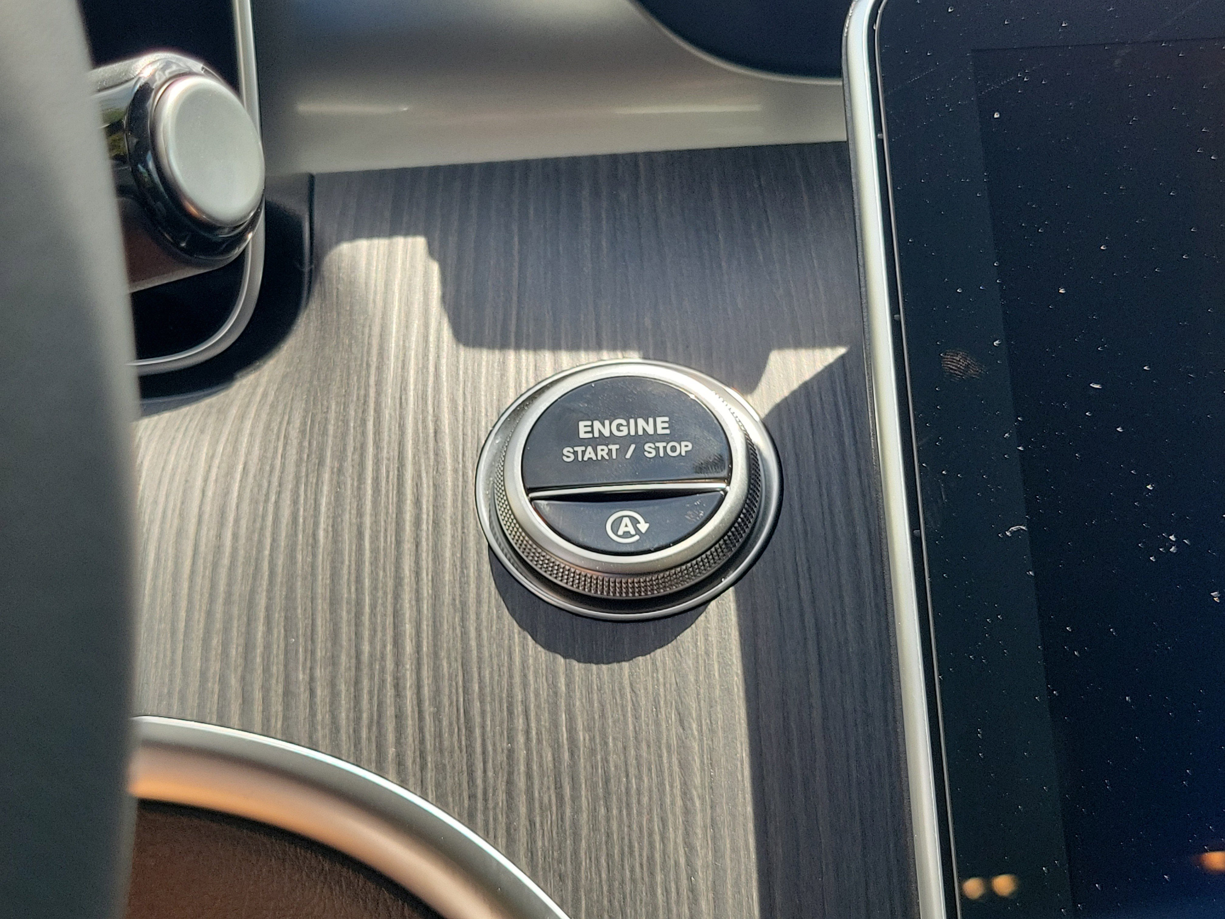 Certified 2026 Mercedes-Benz C 300 4MATIC Sedan image 32