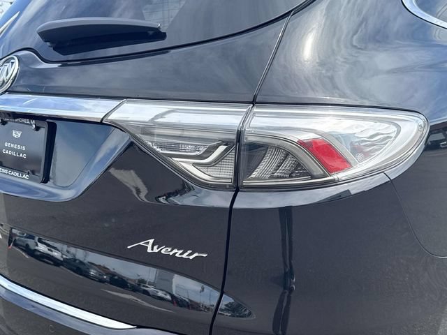 Used 2022 Buick Enclave Avenir w/ Avenir Technology Package AWD/4WD image 6