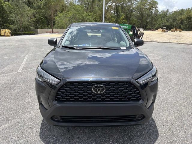 Certified 2025 Toyota Corolla Cross L FWD image 6