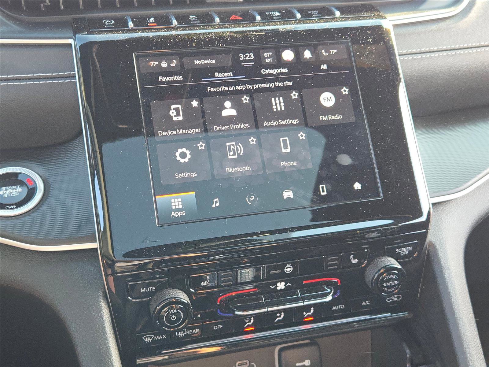 Certified 2024 Jeep Grand Cherokee Altitude image 29