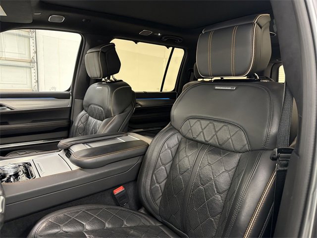 Used 2022 Jeep Grand Wagoneer Series III image 22