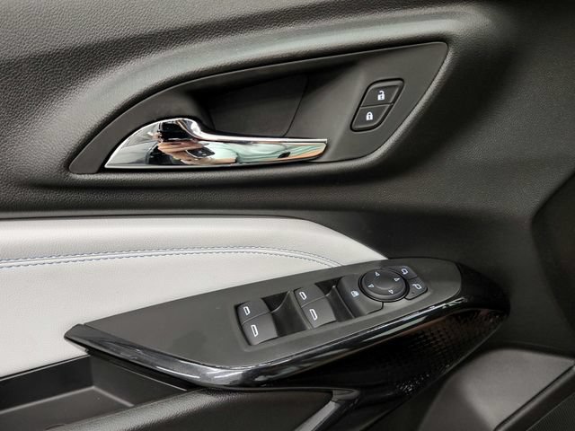 New 2026 Chevrolet Trax LT w/ Driver Confidence Package FWD image 25