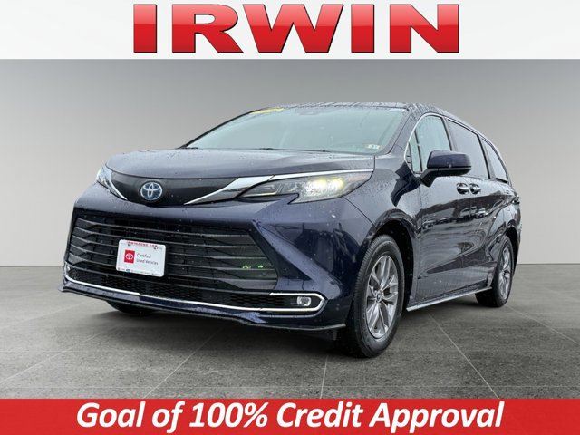 Certified 2024 Toyota Sienna XLE w/ XLE Plus Package image 1