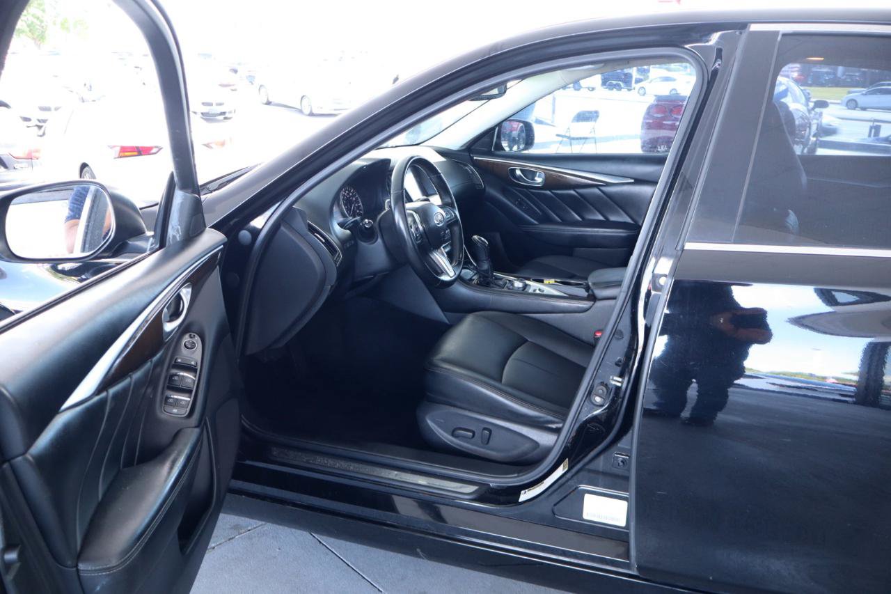 Used 2018 INFINITI Q50 Luxe RWD image 14