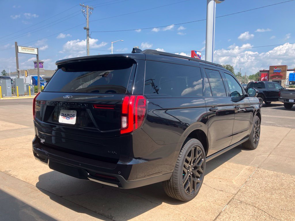 New 2026 Ford Expedition Max Platinum w/ Stealth Performance Package AWD/4WD image 7