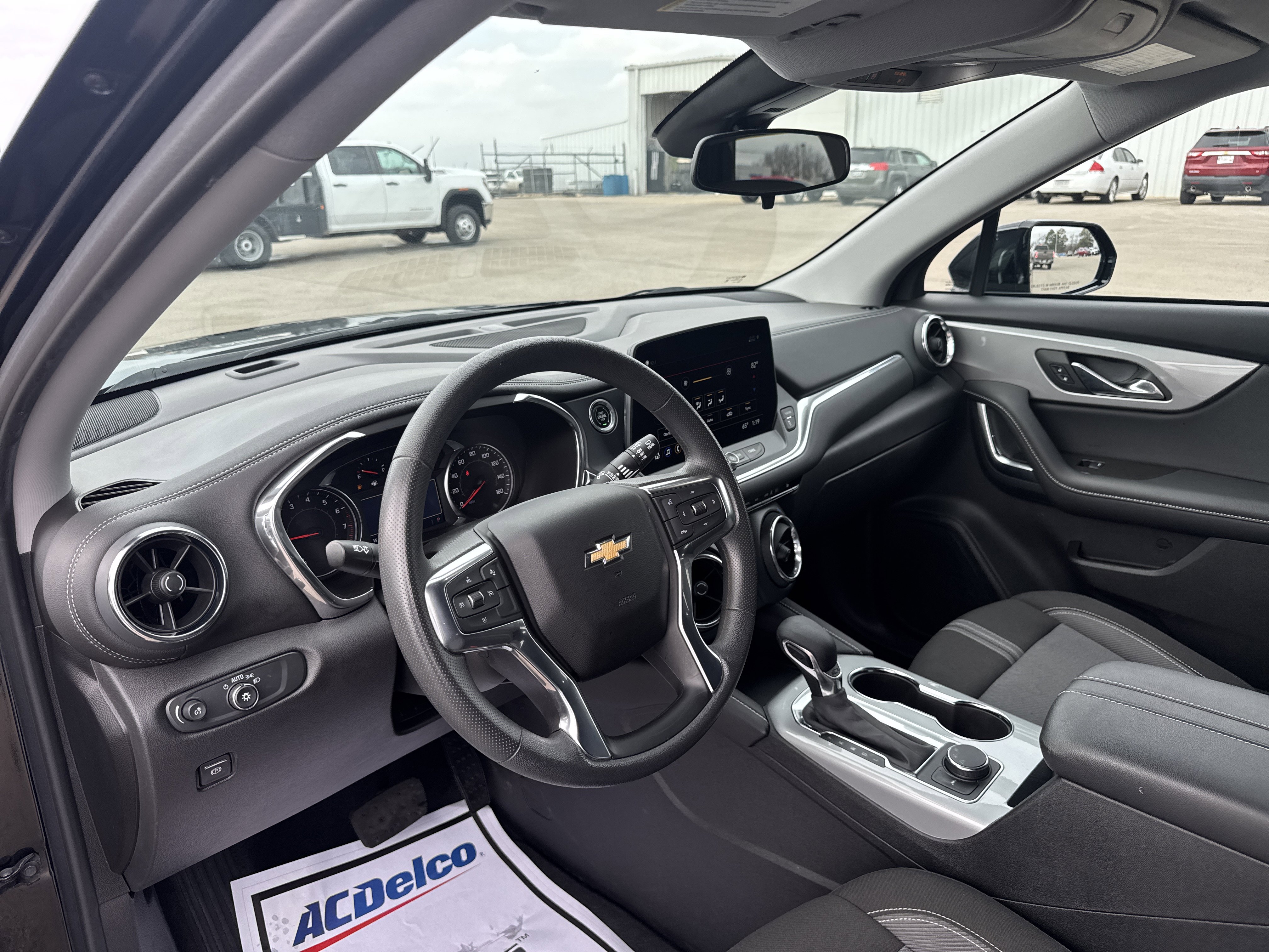 Used 2024 Chevrolet Blazer LT image 9