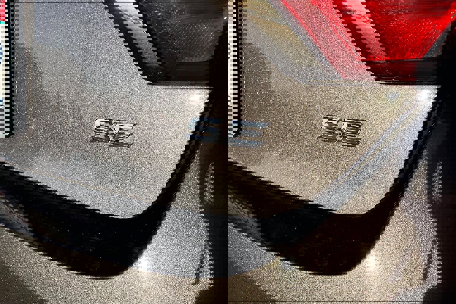 Used 2016 Toyota Camry SE image 10