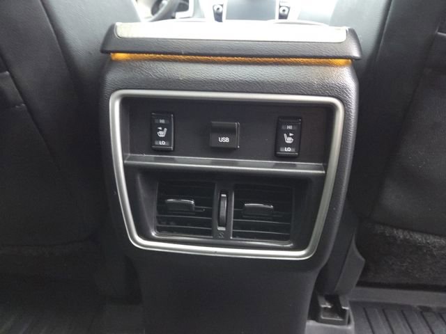 Used 2018 Nissan Murano SL w/ Moonroof Package image 16