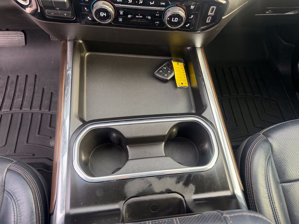 Used 2024 Chevrolet Silverado 3500 High Country w/ High Country Premium Package AWD/4WD image 39