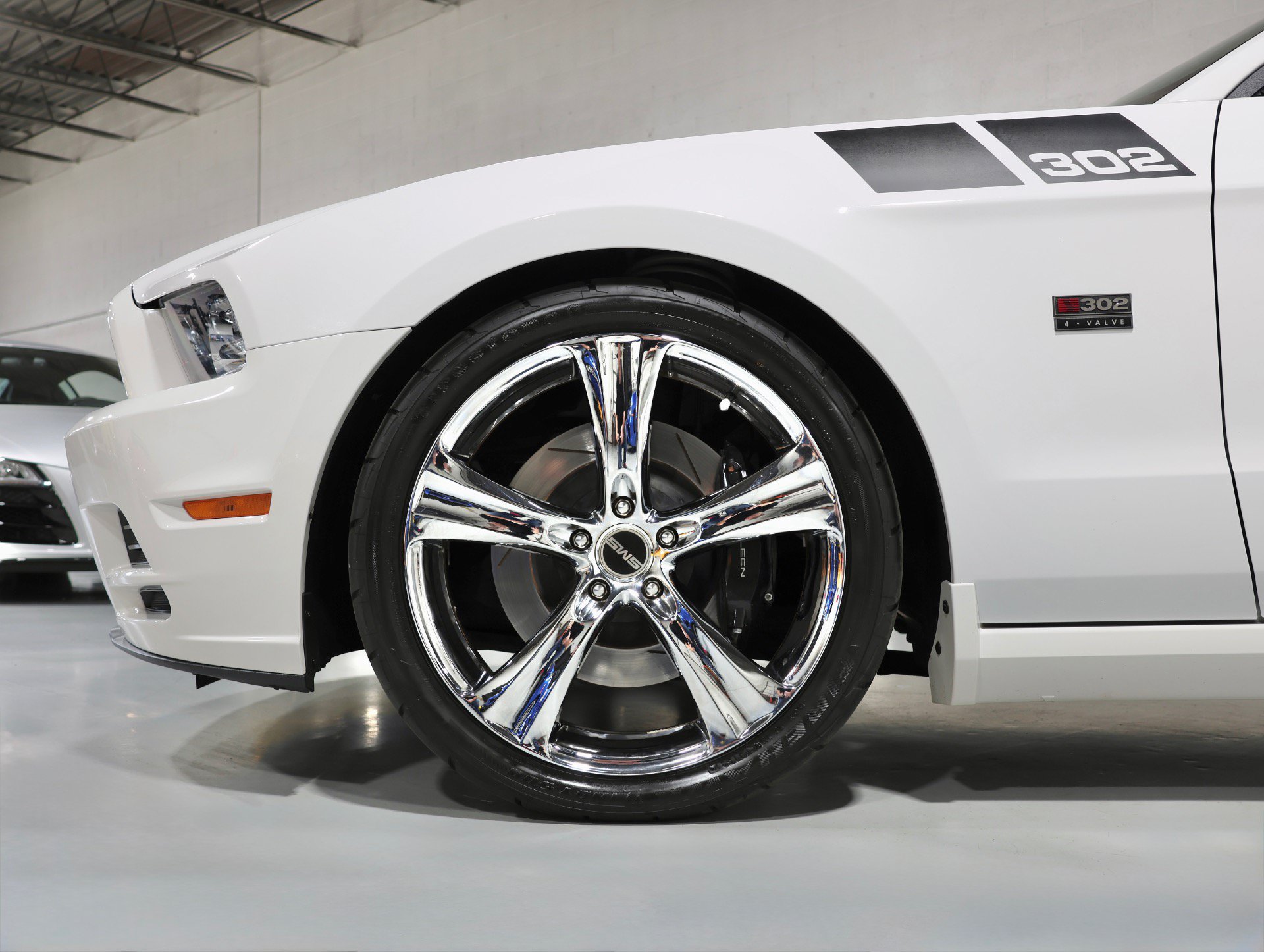 Used 2013 Ford Mustang GT RWD image 13
