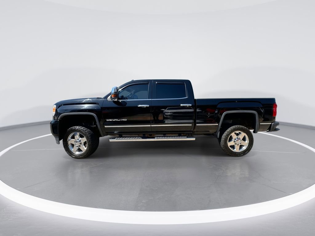 Used 2015 GMC Sierra 2500 Denali w/ Duramax Plus Package image 5