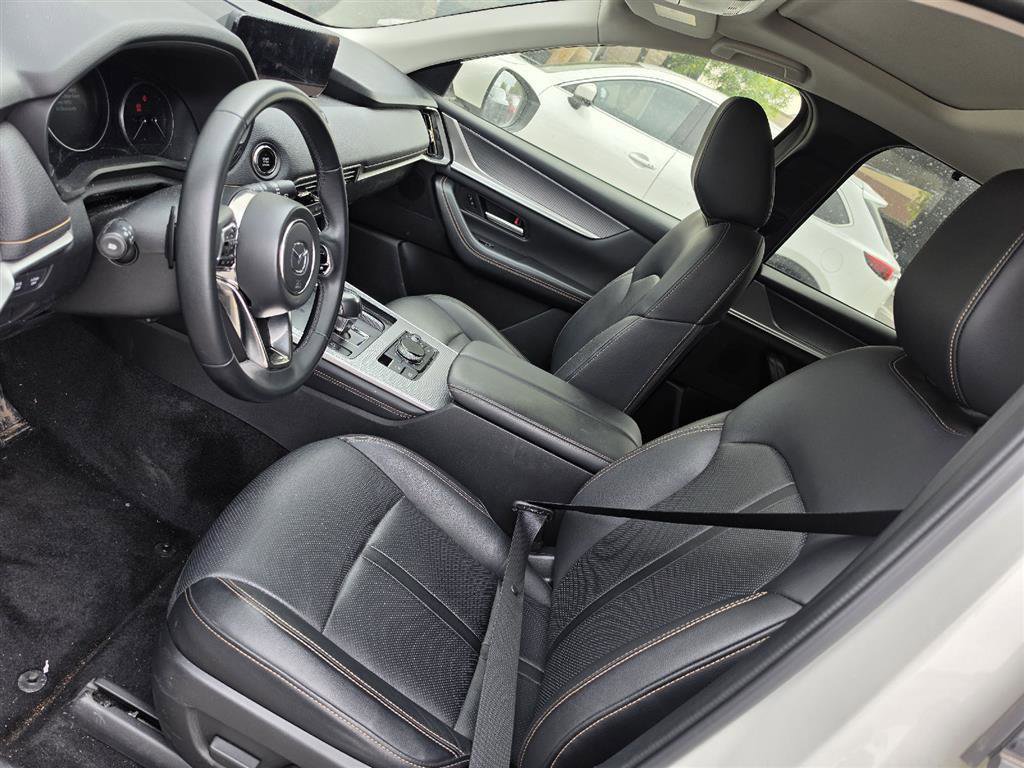 Used 2024 MAZDA CX-90 3.3 Turbo w/ Preferred Plus AWD/4WD image 5