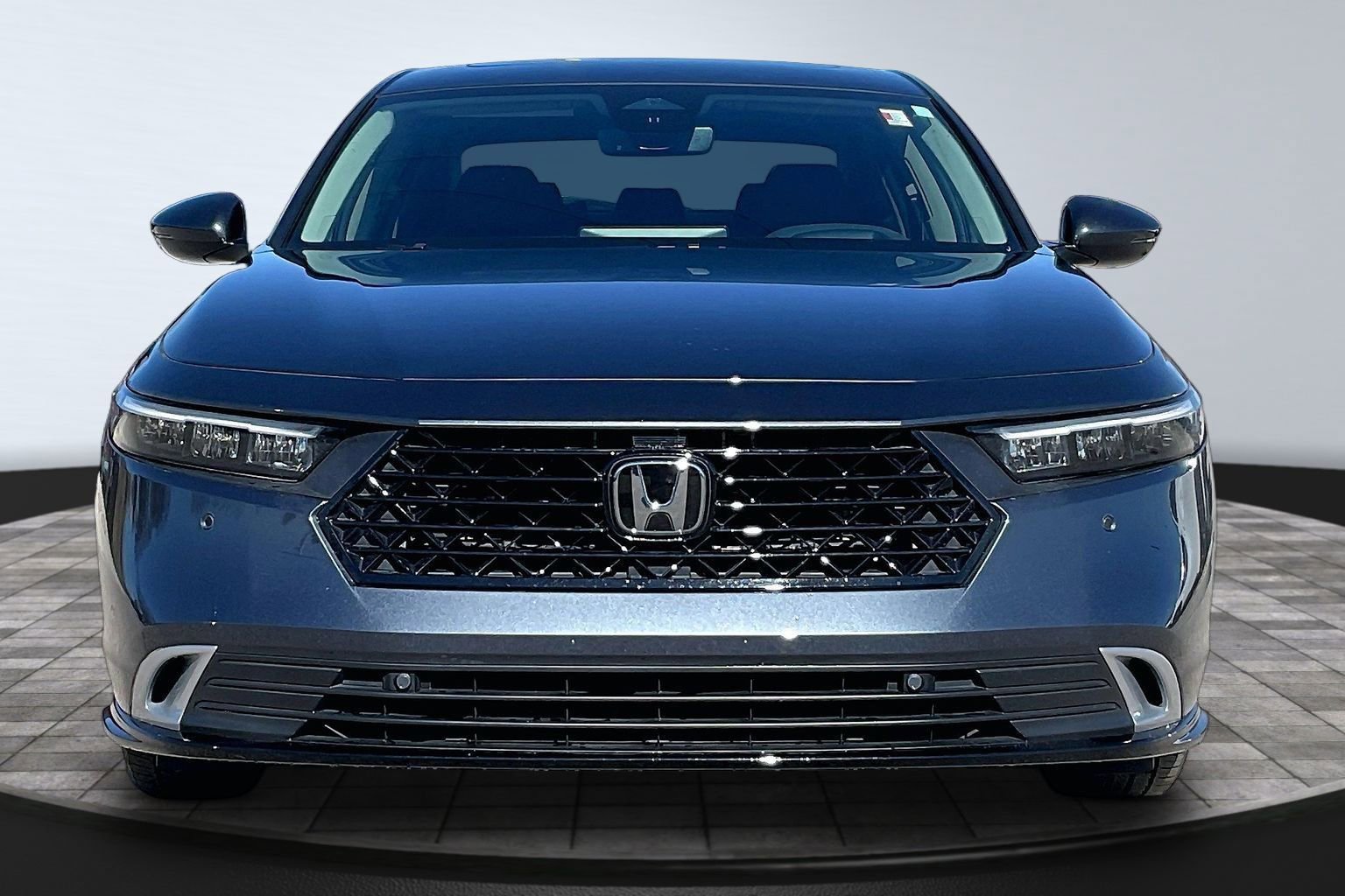 Used 2024 Honda Accord Touring image 3