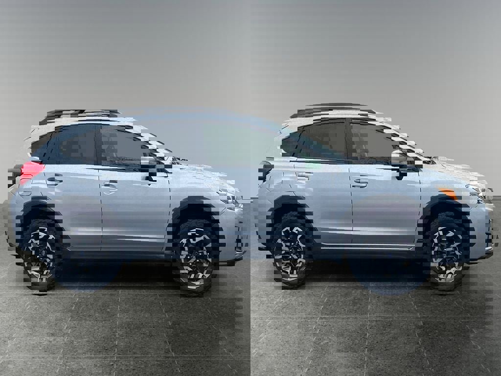 Used 2016 Subaru Crosstrek 2.0i Premium image 8