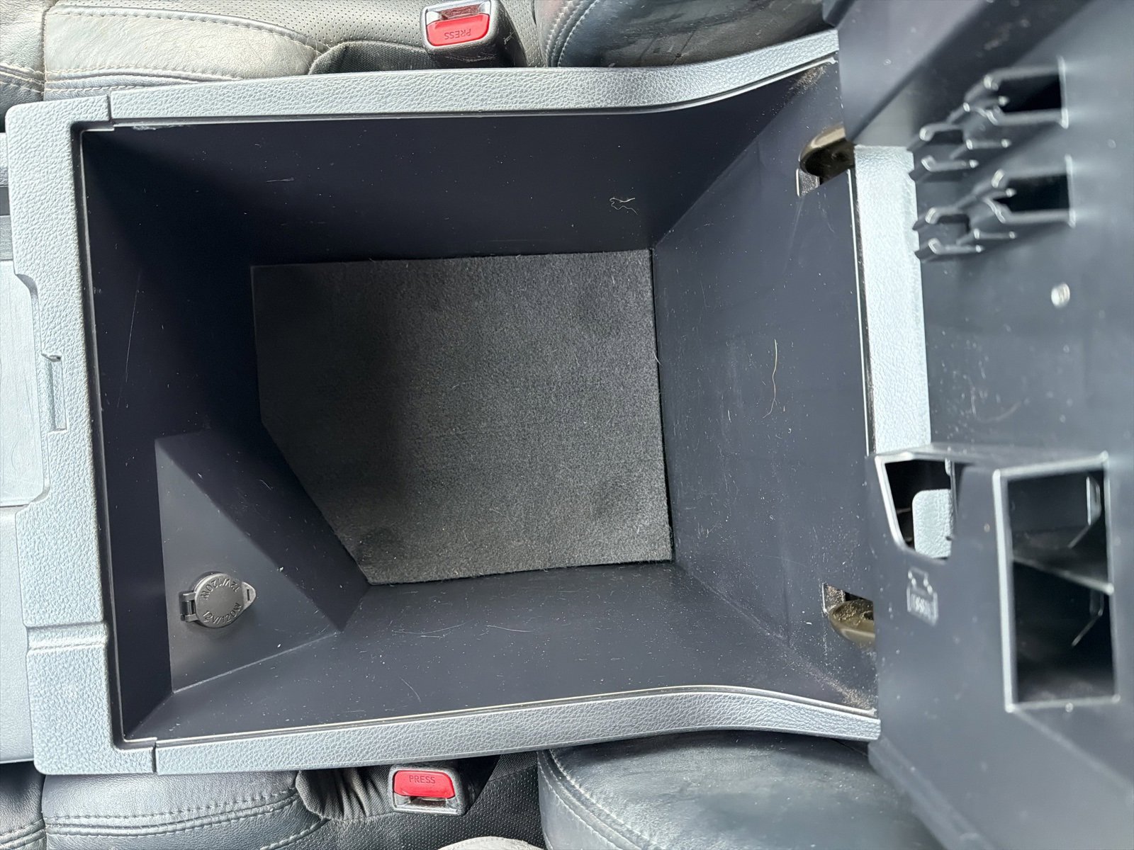 Used 2014 Toyota Tundra Platinum image 43