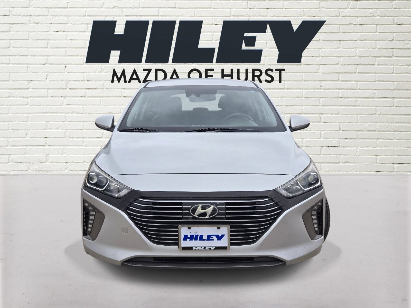 Used 2019 Hyundai Ioniq Limited FWD image 2