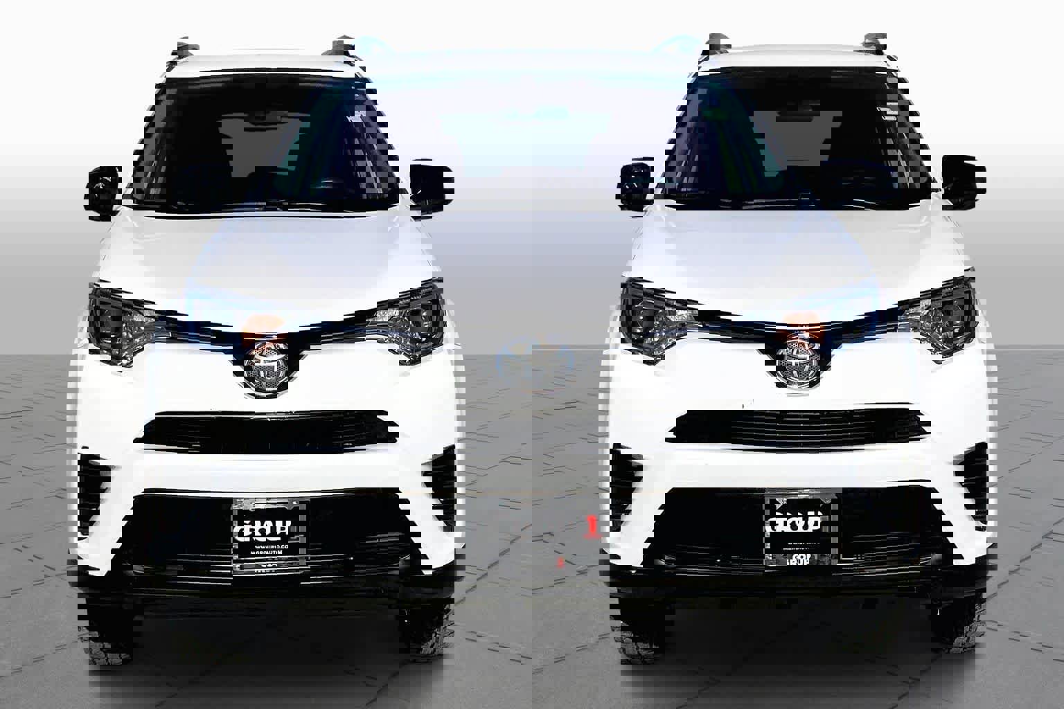 Used 2016 Toyota RAV4 LE image 4