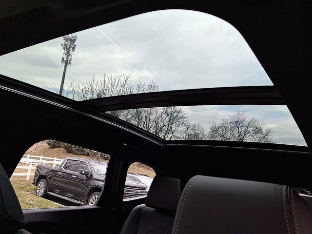 New 2026 BMW X1 xDrive28i w/ Convenience Package image 16