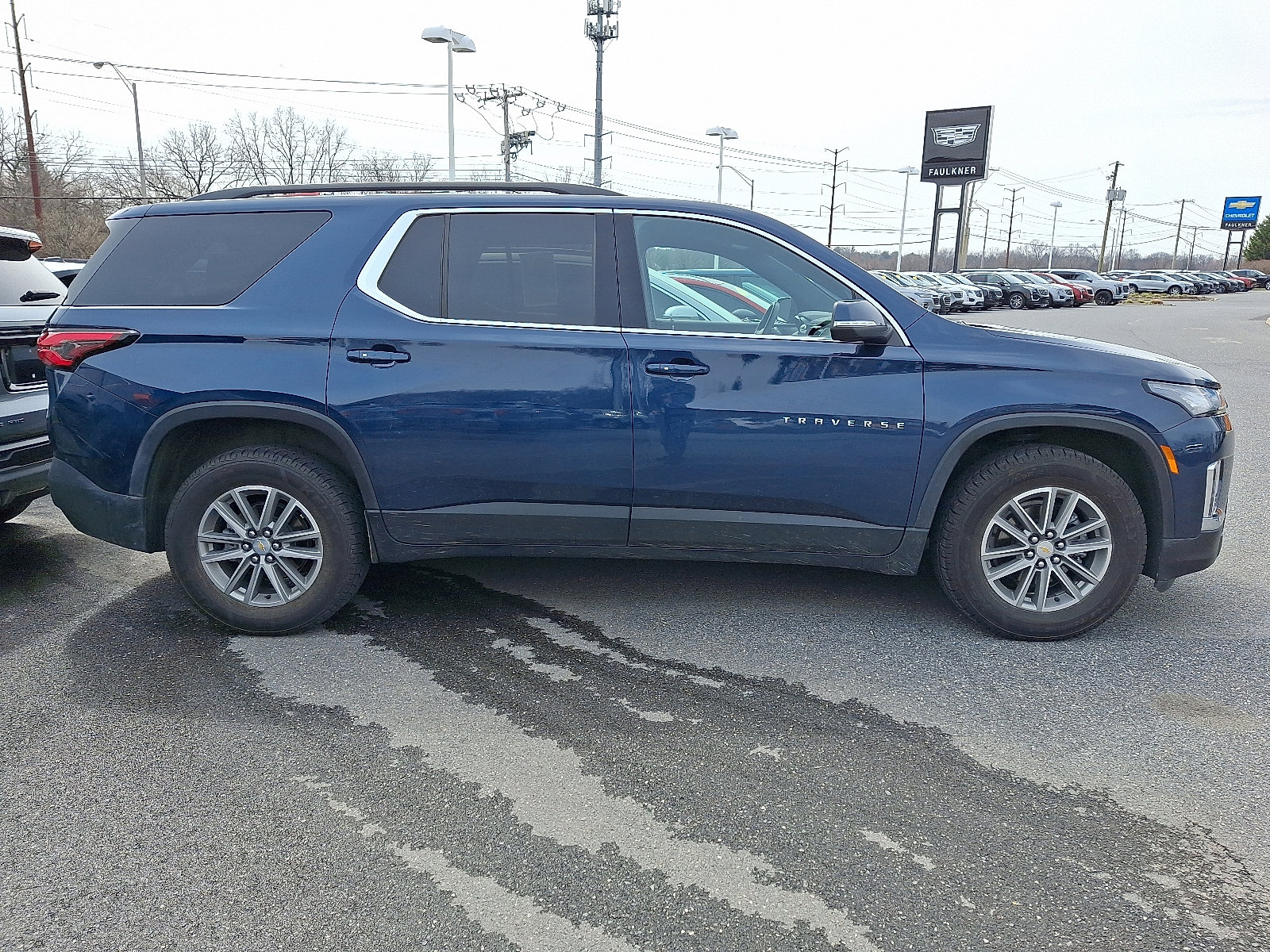 Certified 2023 Chevrolet Traverse LT image 6