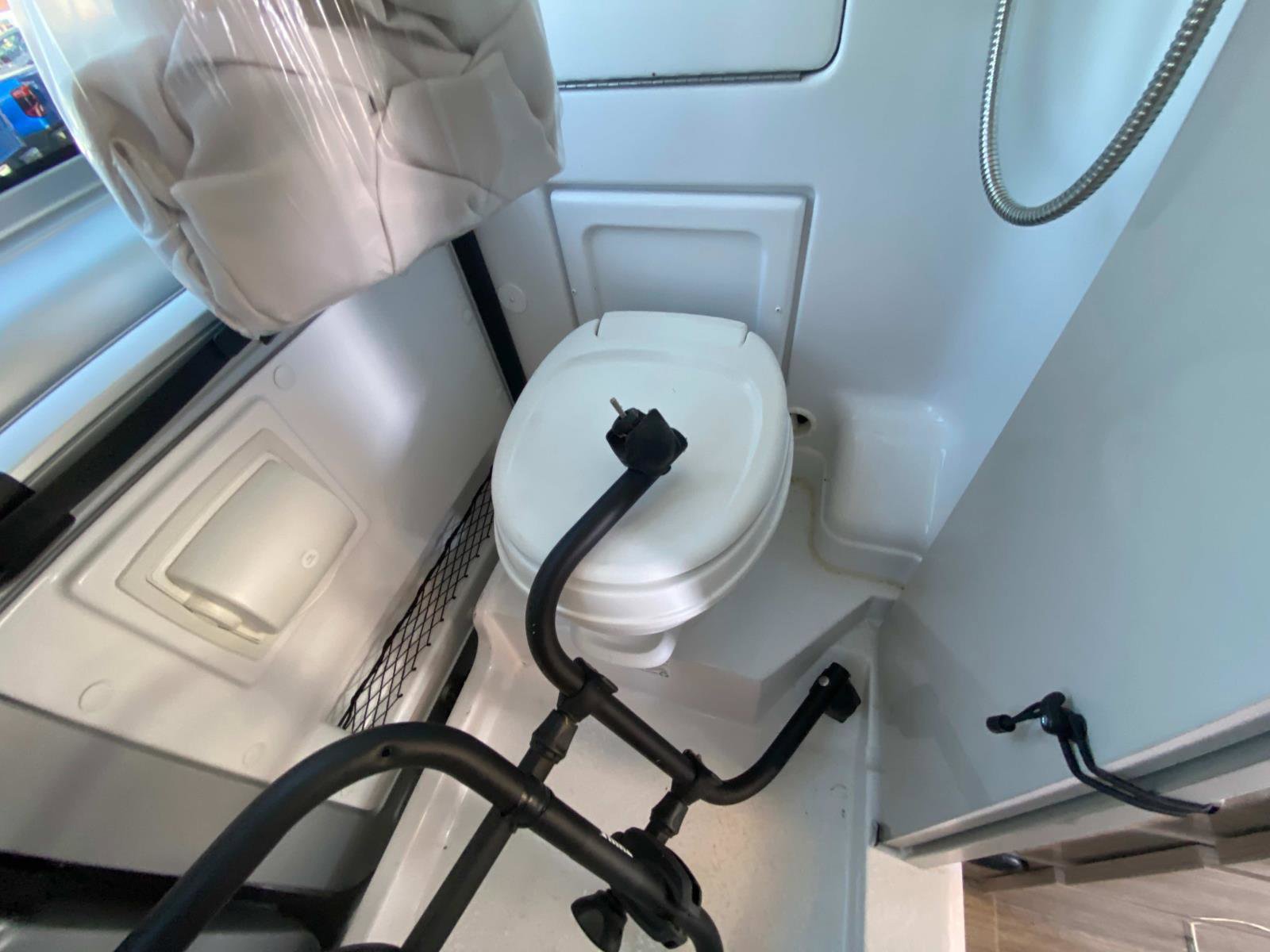 Used 2019 RAM ProMaster 3500 w/ Premium Appearance Group image 13