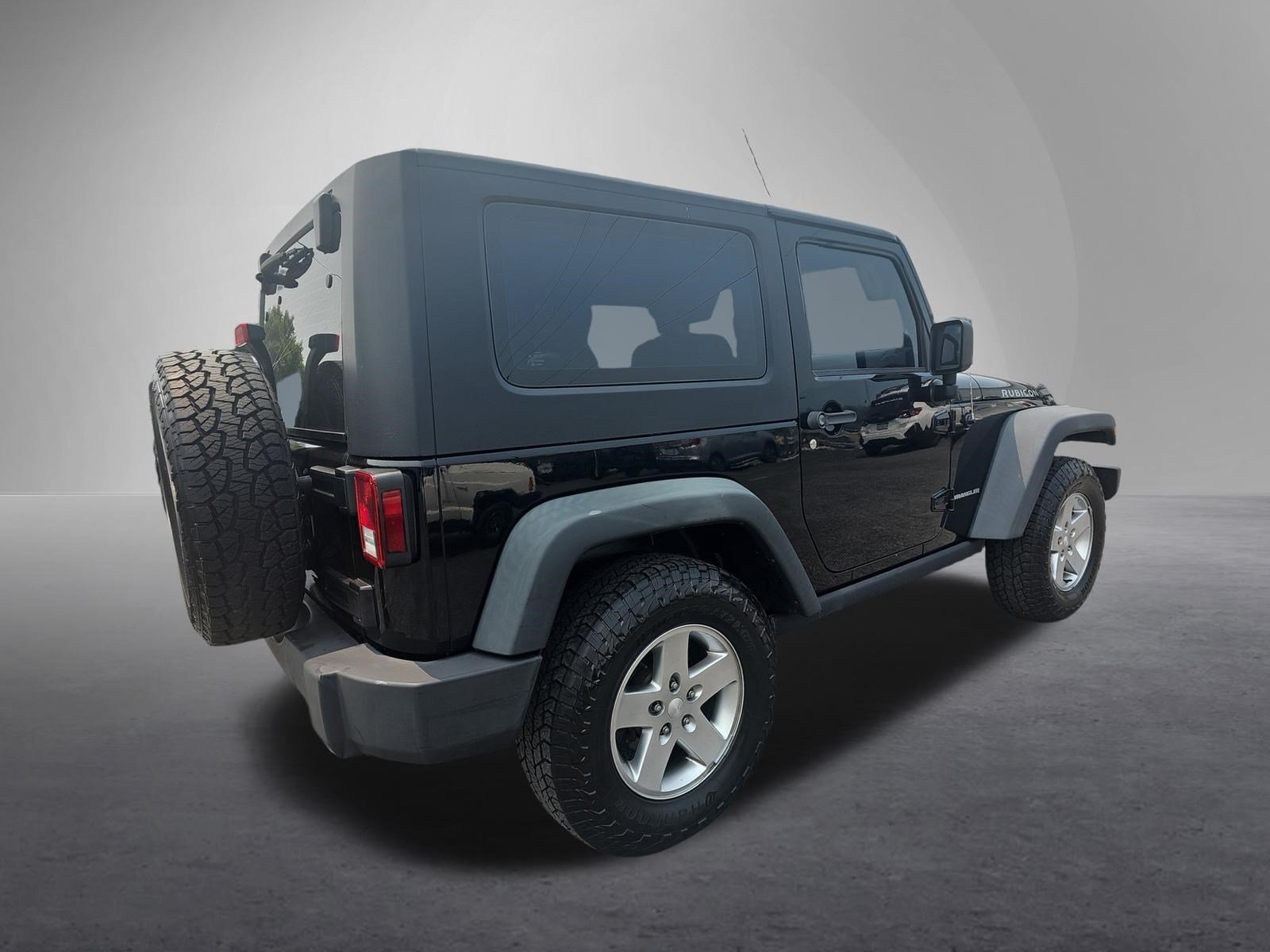 Used 2010 Jeep Wrangler Rubicon w/ Dual Top Group AWD/4WD image 3