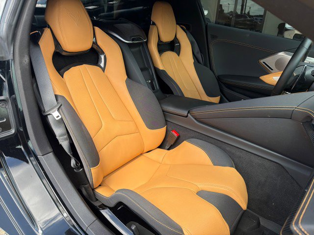 Used 2024 Chevrolet Corvette Stingray Preferred Cpe w/ Z51 Performance Package RWD image 25