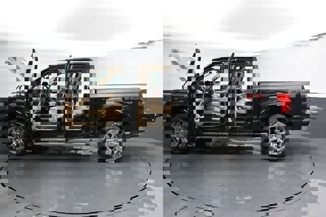 Used 2020 Ford F150 Lariat image 32