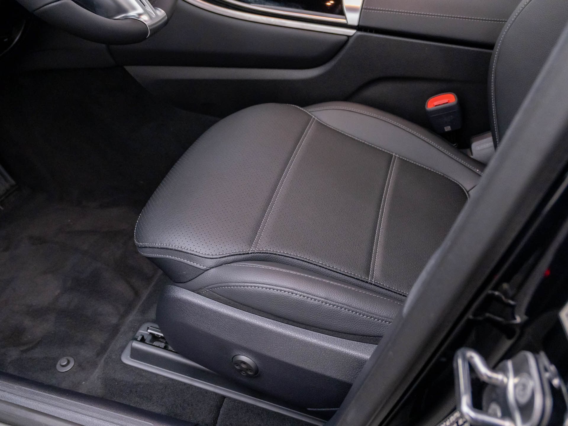 New 2026 Mercedes-Benz GLC 300 4MATIC image 16