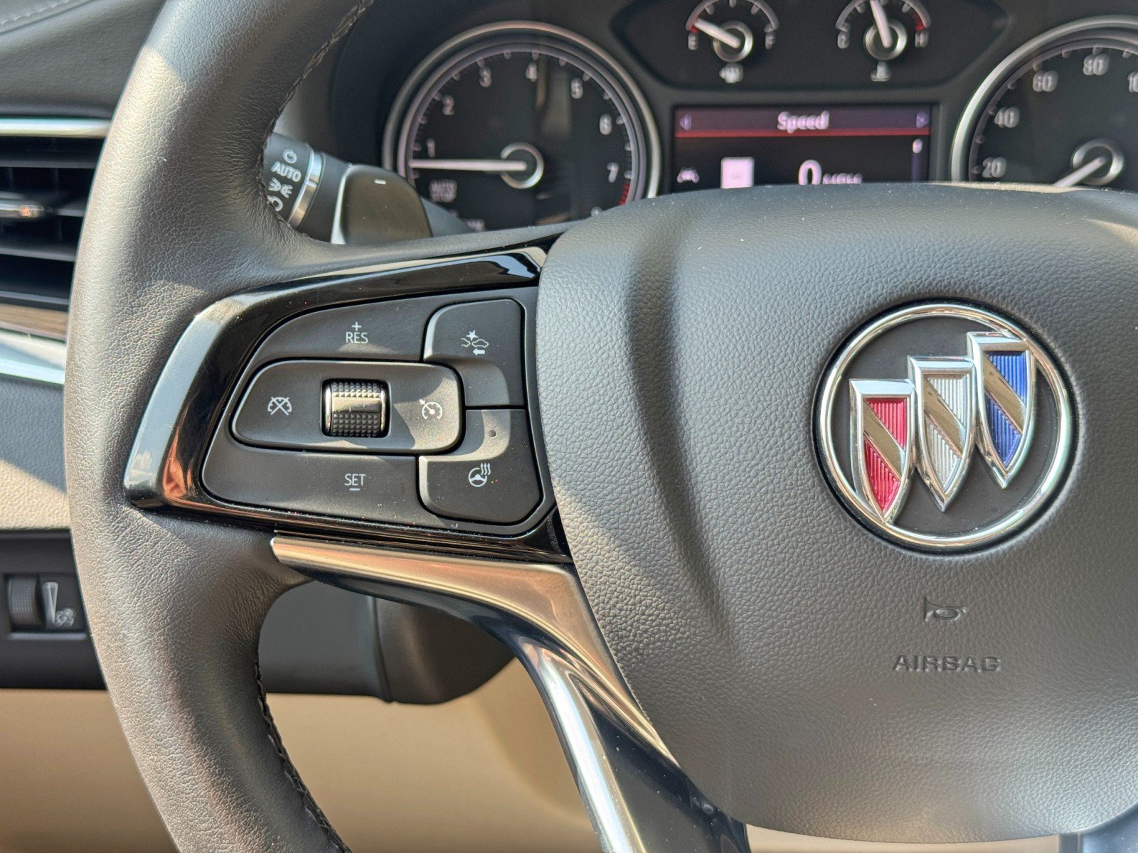 Used 2023 Buick Enclave Essence w/ Experience Buick Package FWD image 19