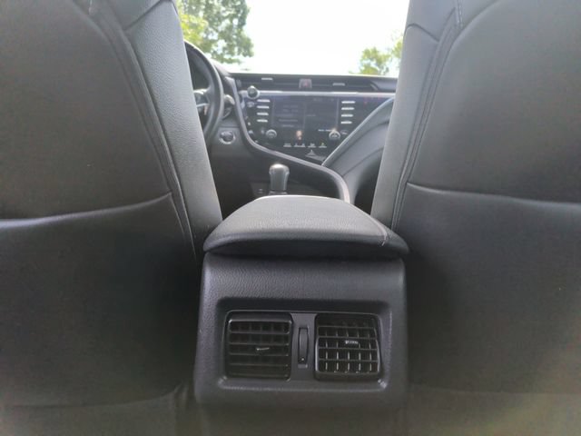 Used 2018 Toyota Camry XSE FWD image 31
