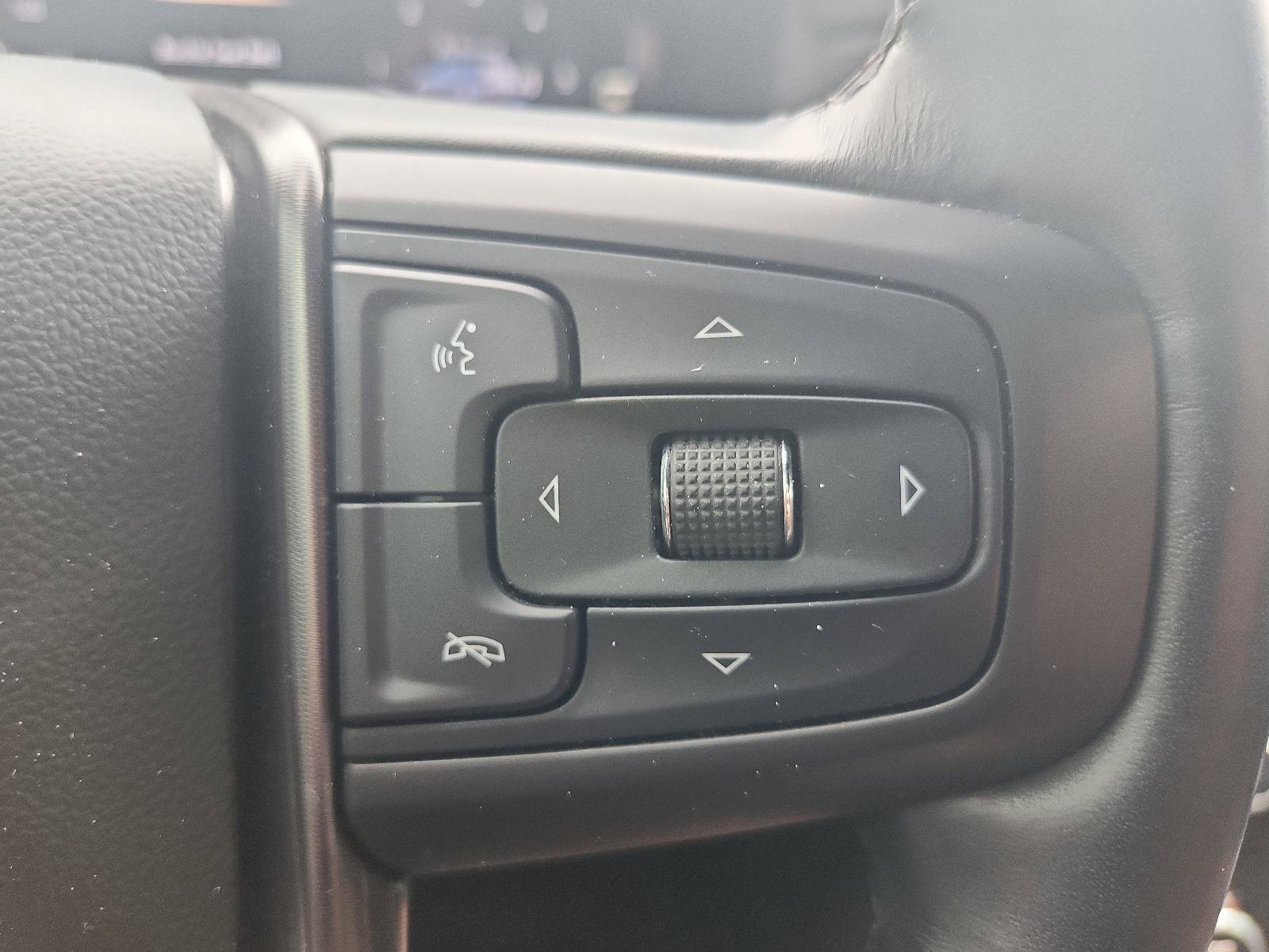Certified 2023 GMC Yukon XL Denali Ultimate AWD/4WD image 28