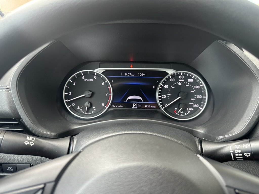 Used 2025 Nissan Sentra SV w/ Trunk Package FWD image 15