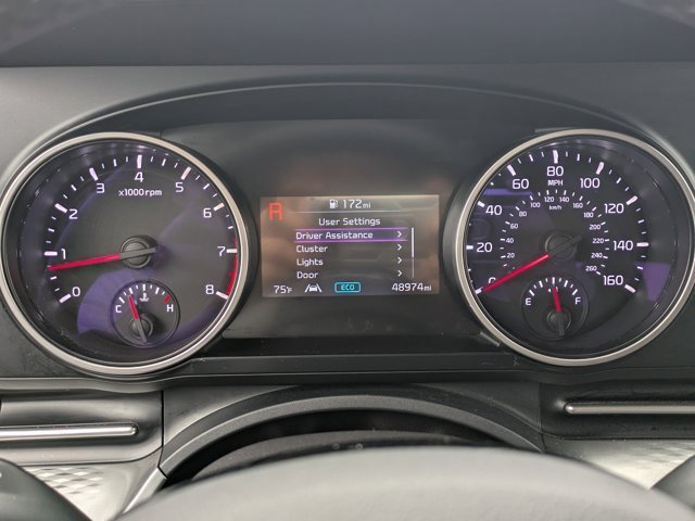 Used 2022 Kia Carnival LX image 25